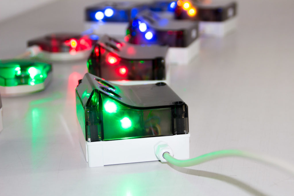 Ultraschallsensor Cross von MSR-Traffic für intelligente Parkleitsysteme im Innenbereich